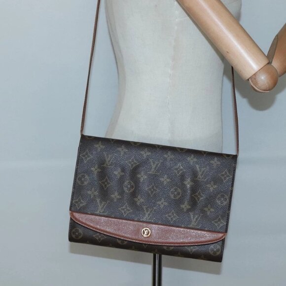 LOUIS VUITTON Monogram Bordeaux 27 Shoulder Bag M51797 LV Auth 134421 - Picture 1 of 16